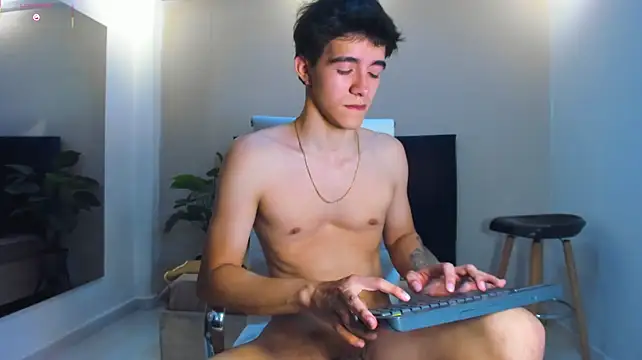 Austinbolt Live XXX Chat