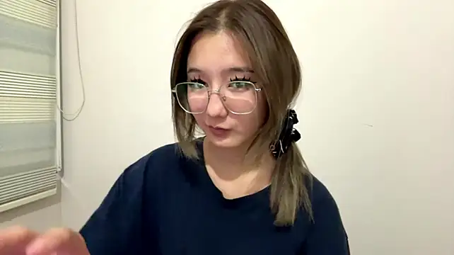 CloudyClamber 라이브 XXX 채팅
