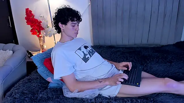 Perceo_moon26 Chat XXX in diretta