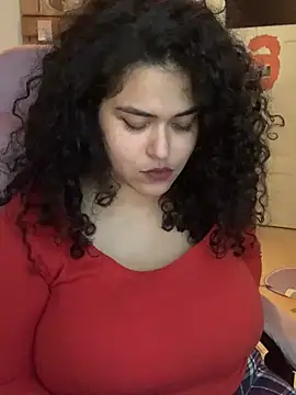 Chat XXX en directo de Curvydesifromgermany