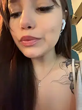 Chloe__Moon - hide the panties in the shoe