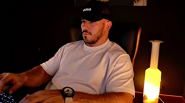 AngeloEric Live XXX Chat