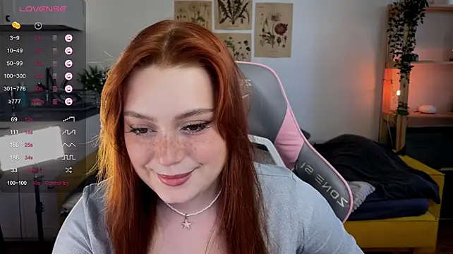 Sofy_Benson - make the butt creamy and shiny