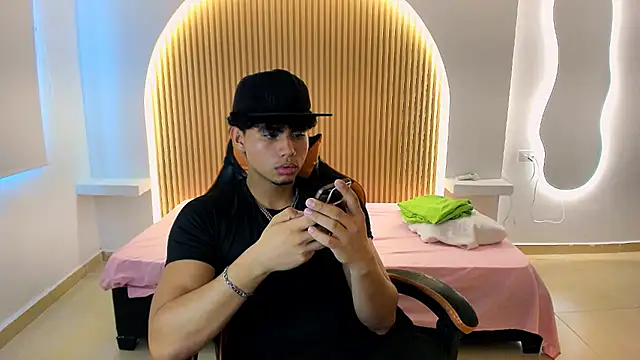 Chatroom XXX en direct de marcus_dick___