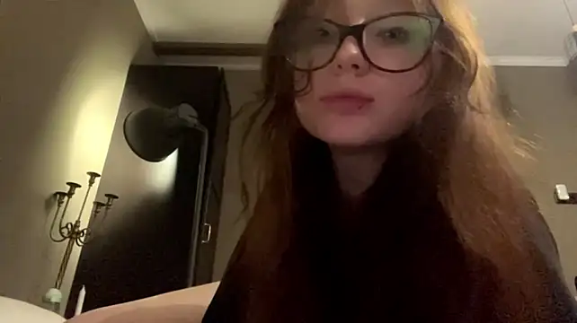 FlaviaDevost - Raise my top and show more