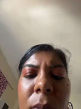 Indiazinhax Live XXX-Chat