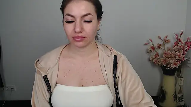 Trinny_Love Live XXX-Chat