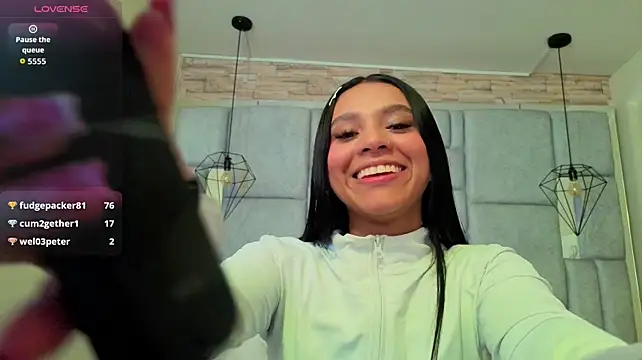 XXX chat uživo modela miiaboss_