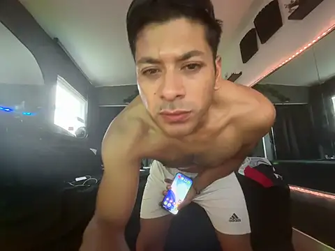 Argentinian93 Live XXX Chat