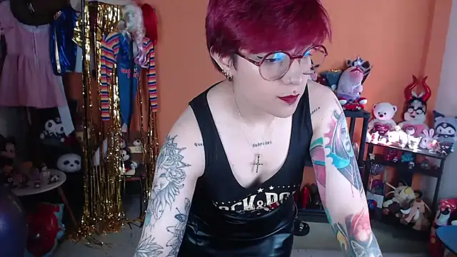 MissMiia2 Adlı Modelin Canlı XXX Sohbeti