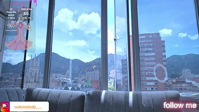 Melody-chers - show in the office cum