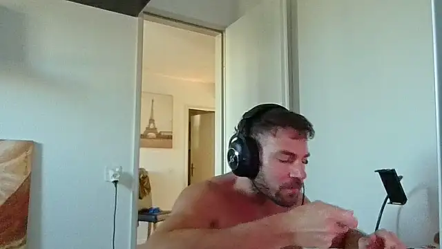 alpha-hunk – Naživo XXX chat