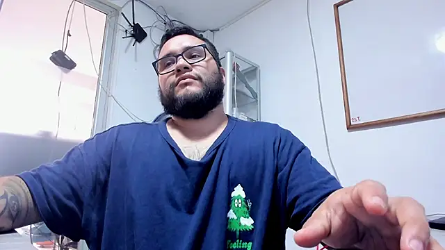 VINCEDMAGLIOO's Live XXX Chat