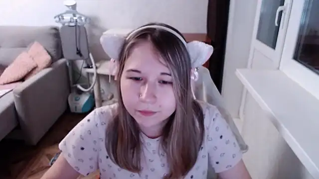 XXX chat uživo modela Emily-Way