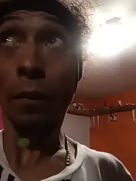 XXX chat uživo modela 8uno