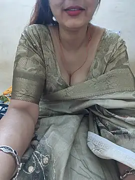 צ'אט XXX בשידור חי של saijal_rao