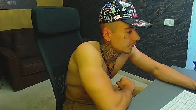 Živý XXX chat RomeoBodhi