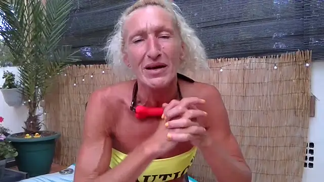 BarbaraKinkyRoom's Live XXX Chat