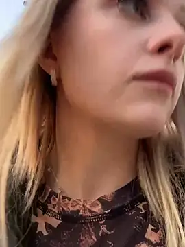 SiaLater's Live XXX Chat