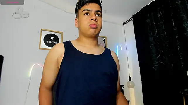 XXX chat uživo modela Patrick_Smith_