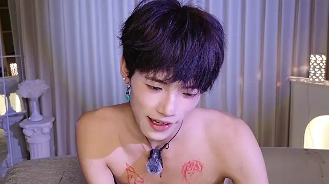RenZeng's Live XXX Chat