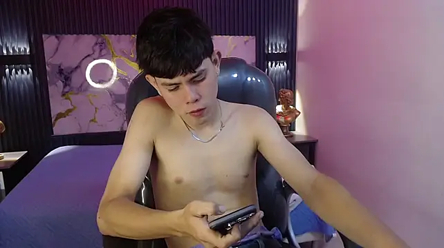 Онлайн чат XXX Eliot_rizzo