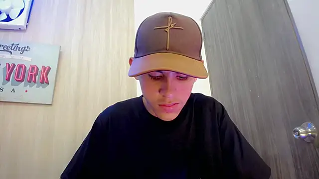 Asher_athlets – Naživo XXX chat