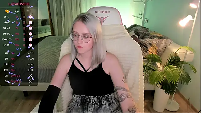 LunarGlow Live XXX-Chat