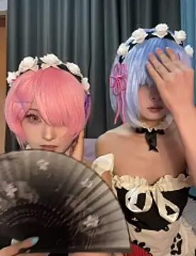 qiqi_x's Live XXX Chat