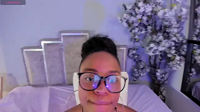แชท XXX สดของ Corinabaker