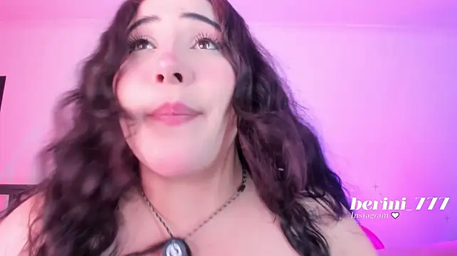 AmberiniHoffman Chat XXX live