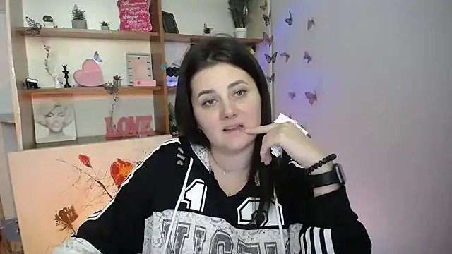 Katrin_kiss_ Live XXX Chat