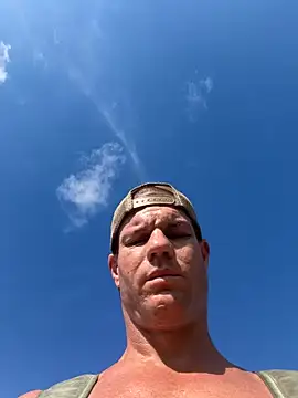 JockNThirsty 网络视讯表演