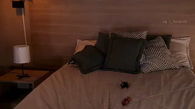 XXX chat uživo modela lua_ferch__