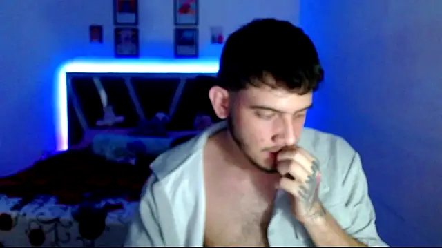 Sebasxxl12's Live XXX Chat