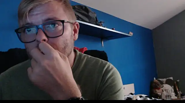 blondeboy92's Live XXX Chat