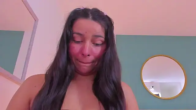 Czat XXX na żywo – lucy_blue28