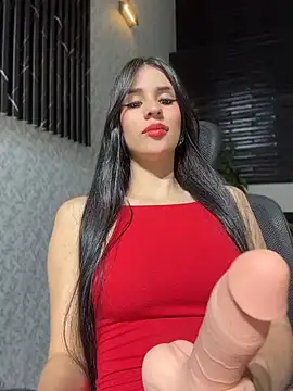 ScarletMore's Live XXX Chat