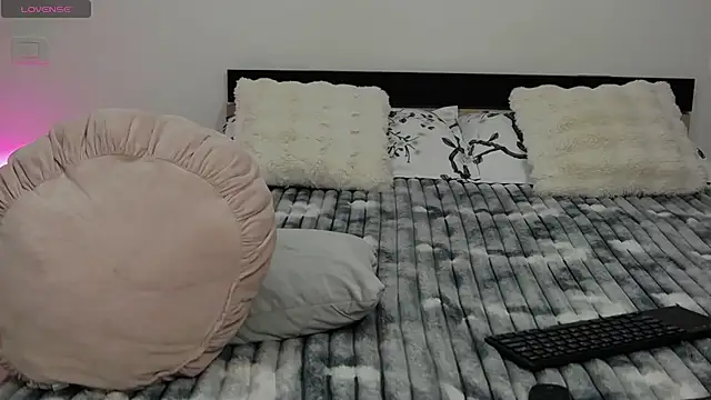 Živý XXX chat YourSweetSinn