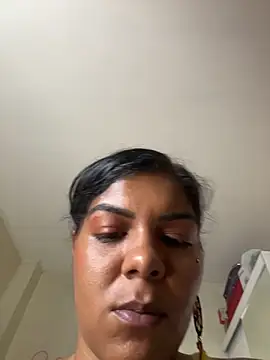 Indiazinhax's Live XXX Chat