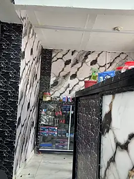 XXX chat uživo modela Paul22cm-