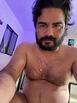 Czat XXX na żywo – MichaelBear_21
