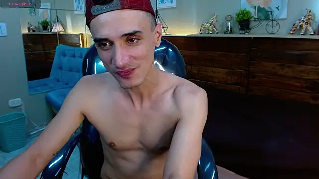 FelipeFriendly's Live XXX Chat