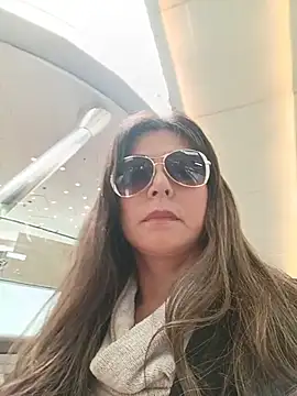 emma_tour Chat XXX live