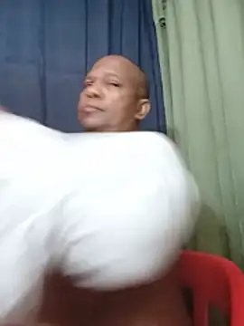 bigblackcock75 XXX чат на живо