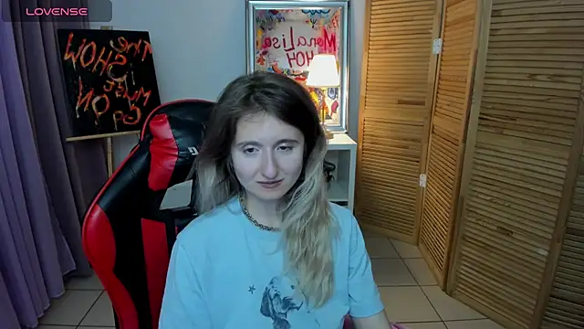 Živý XXX chat CamillaDreamer