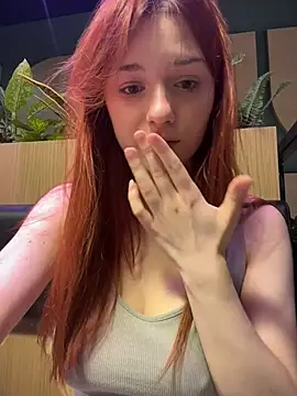 SaintMaya Chat XXX live