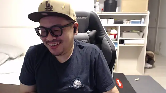 Chat XXX en directo de takajiru