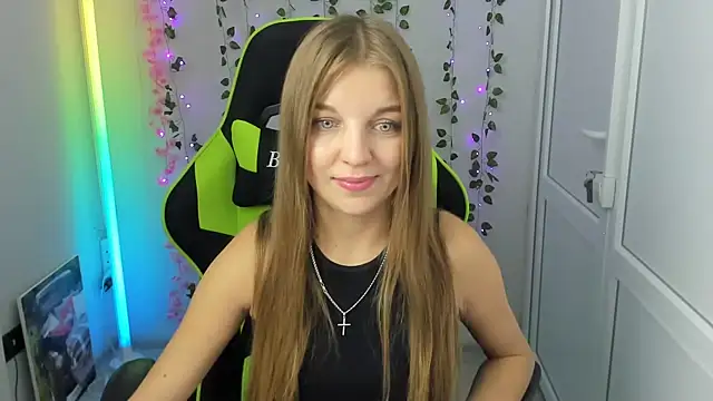 LuckyKinsley's Live XXX Chat