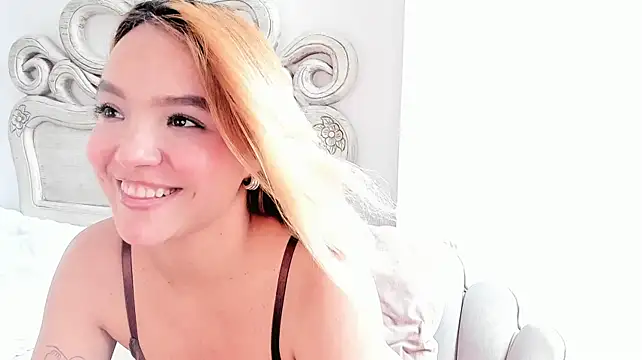 frehia_dimou Live XXX-chat